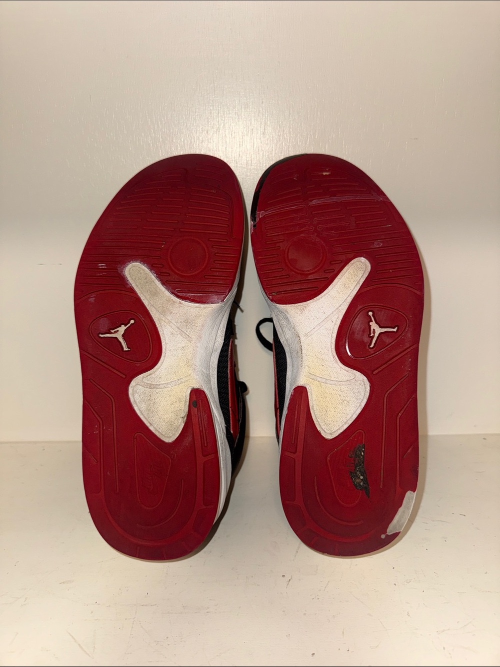 Nike Jordans Kids Black and Red Low-Top Sneakers - Picture 2 of 6
